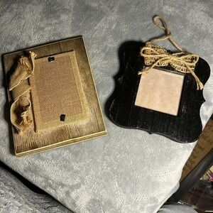 Wooden photo frame‎ set with burlap ribbon and bow #homedecor #photoframe
